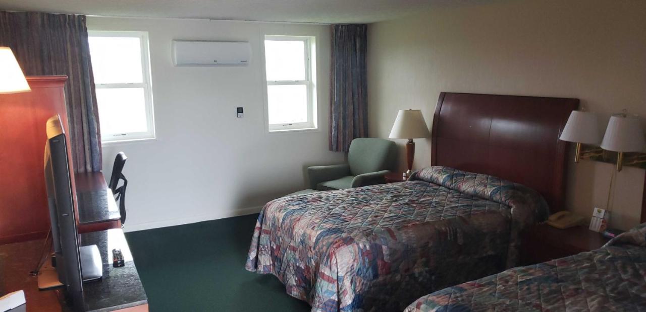  | Huntingdon Motor Inn