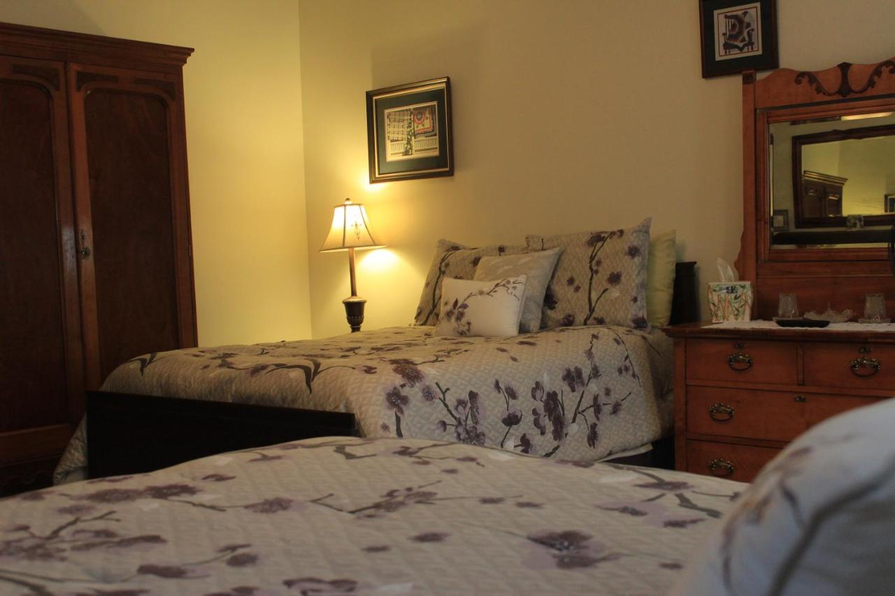 | Spencer House Bed & Breakfast