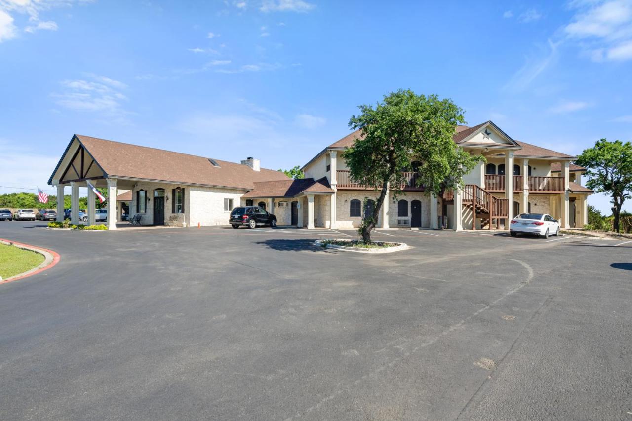 | Mountain Star Lodge