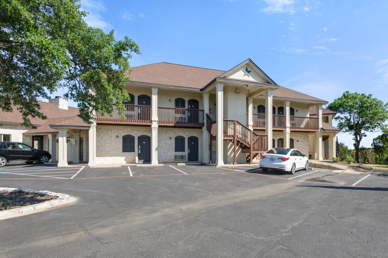 | Mountain Star Lodge