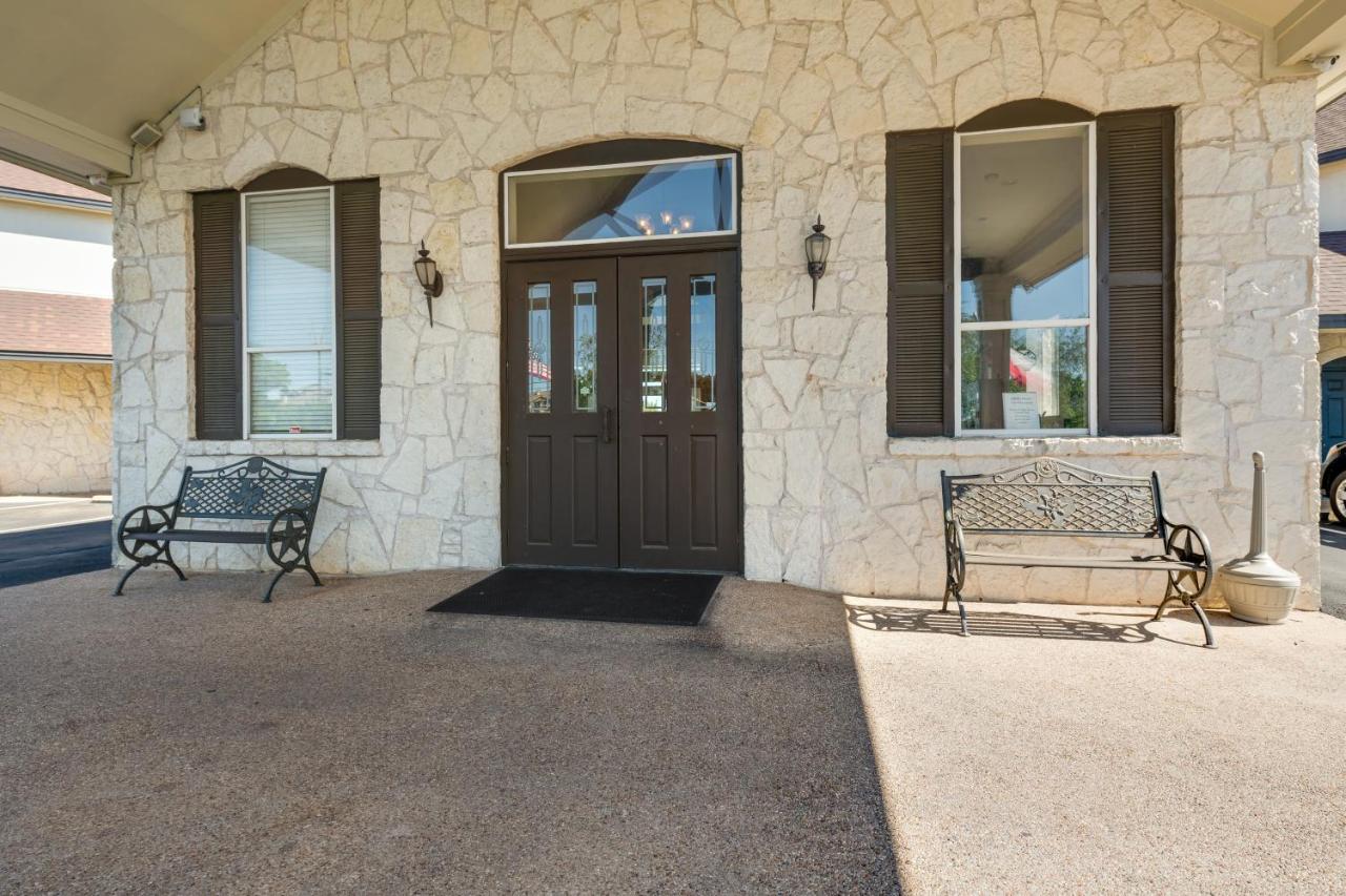 | Mountain Star Lodge