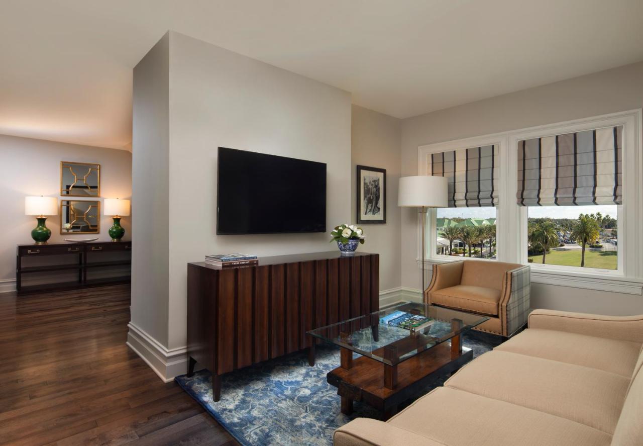 | Belleview Inn