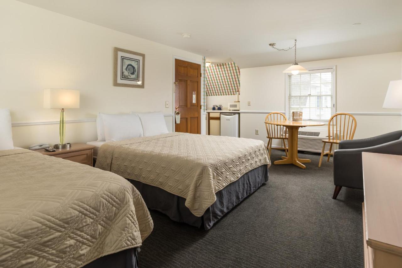Family Room at Old Harbor Inn