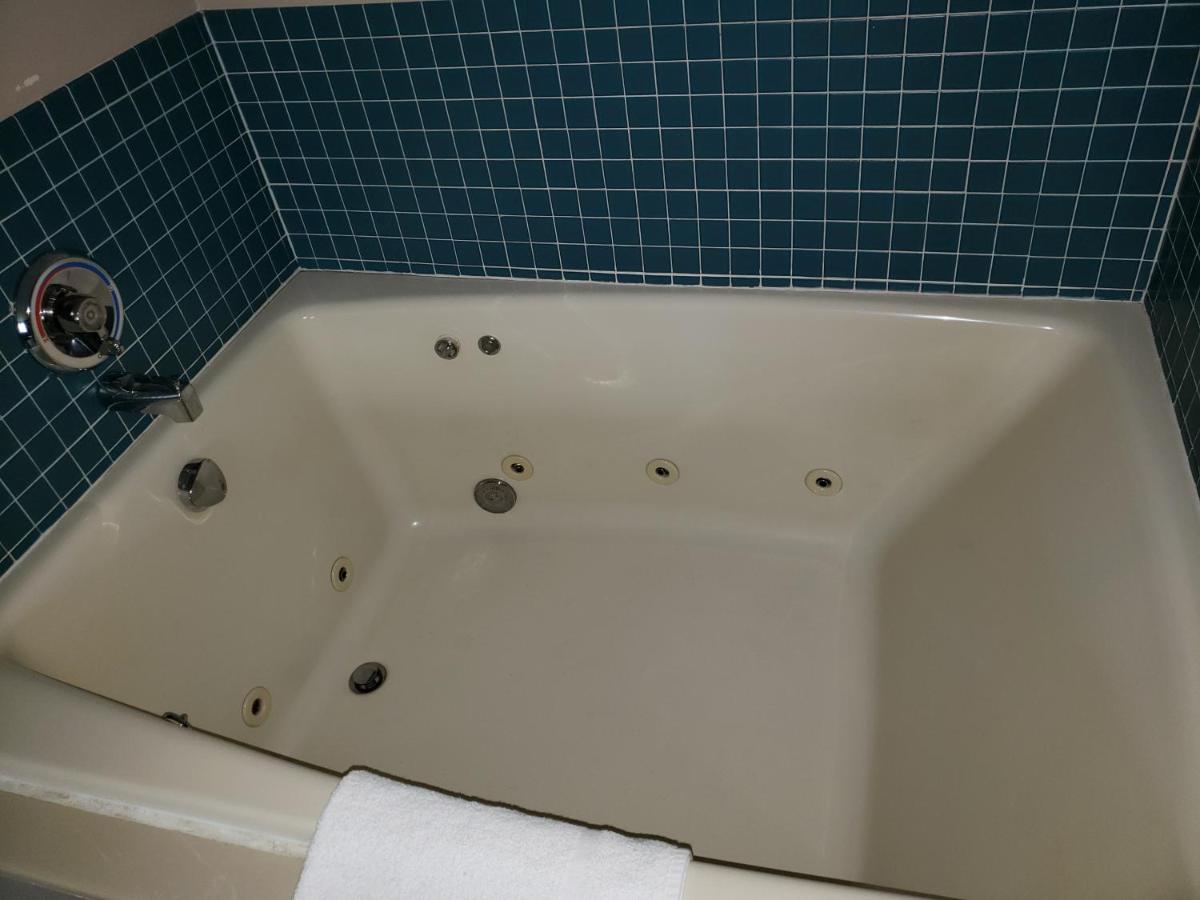 King Studio Suite - Non-Smoking at Super 8 by Wyndham Watseka