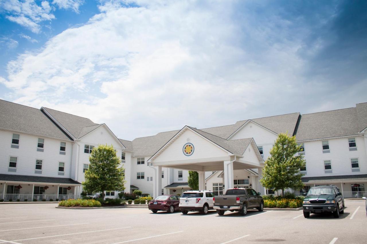  | Blue Gate Garden Inn