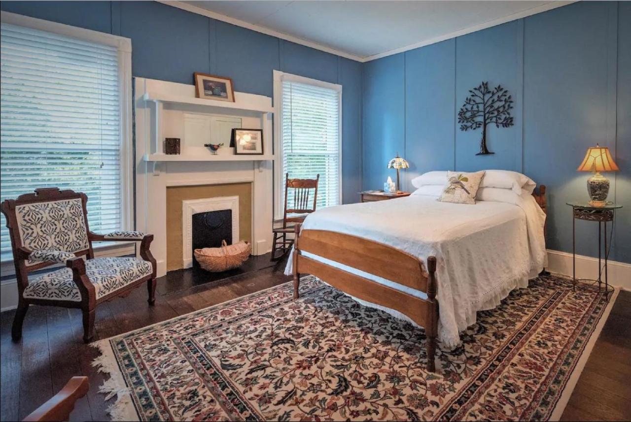  | Magnolia House & Gardens