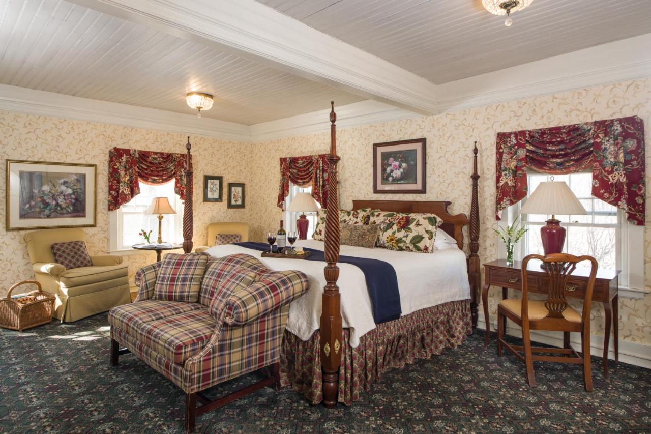 | The INN at Ormsby Hill