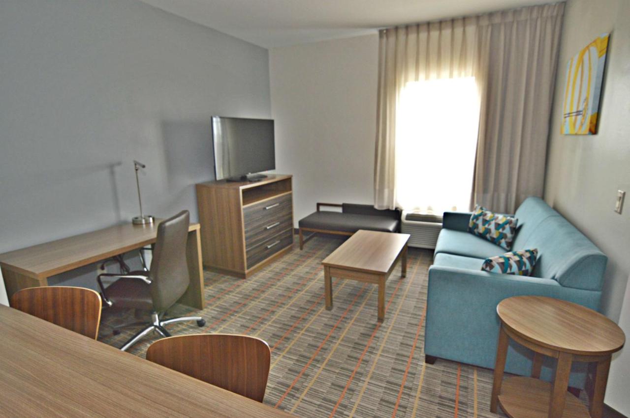 King Suite with Bath Tub - Disability Access at Best Western Ingleside Inn & Suites