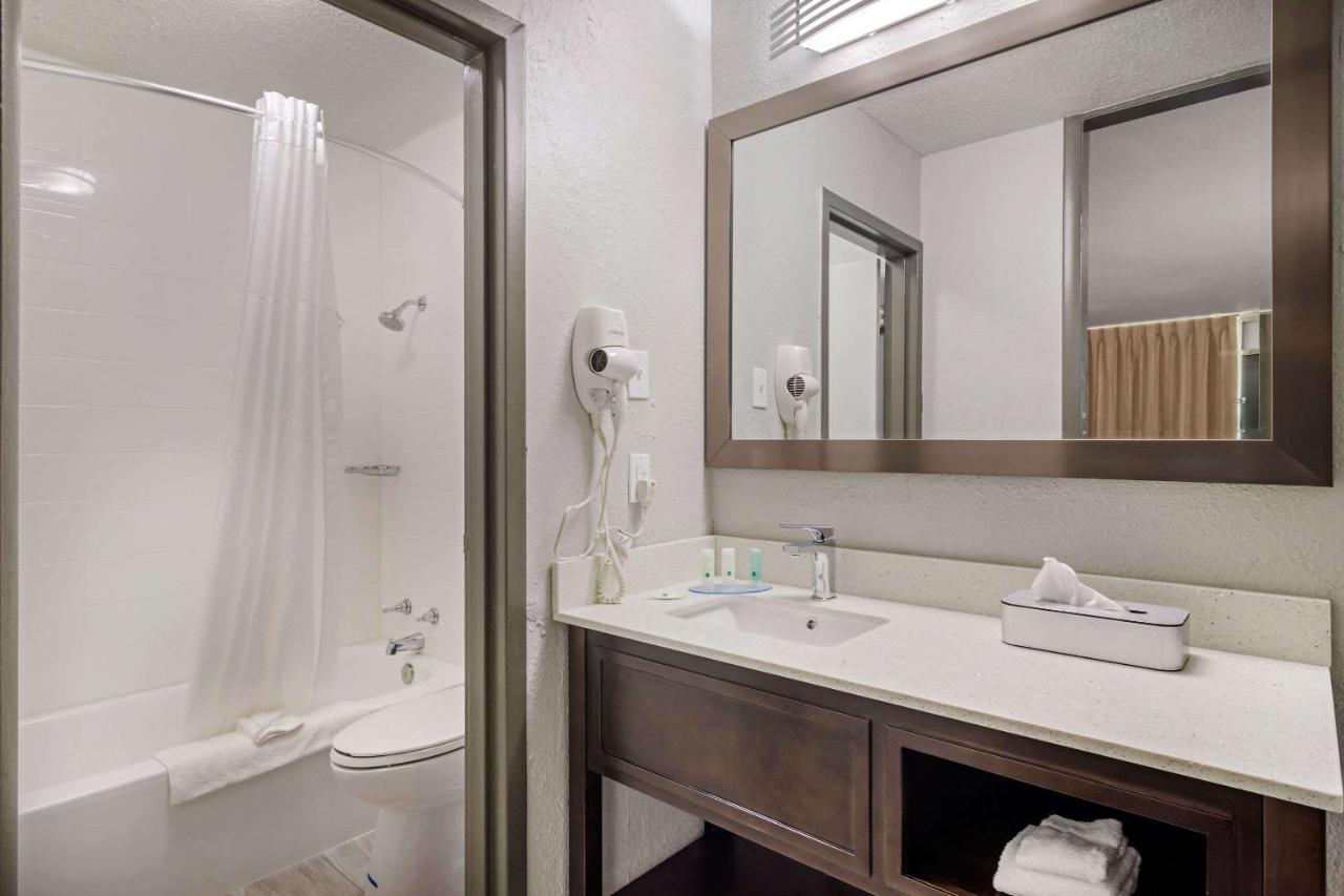  | Quality Inn & Suites