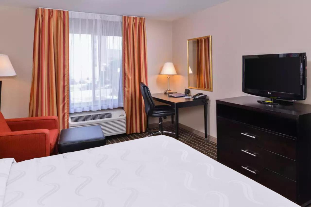 Queen Room - Disability Access at Hotel Nova SFO