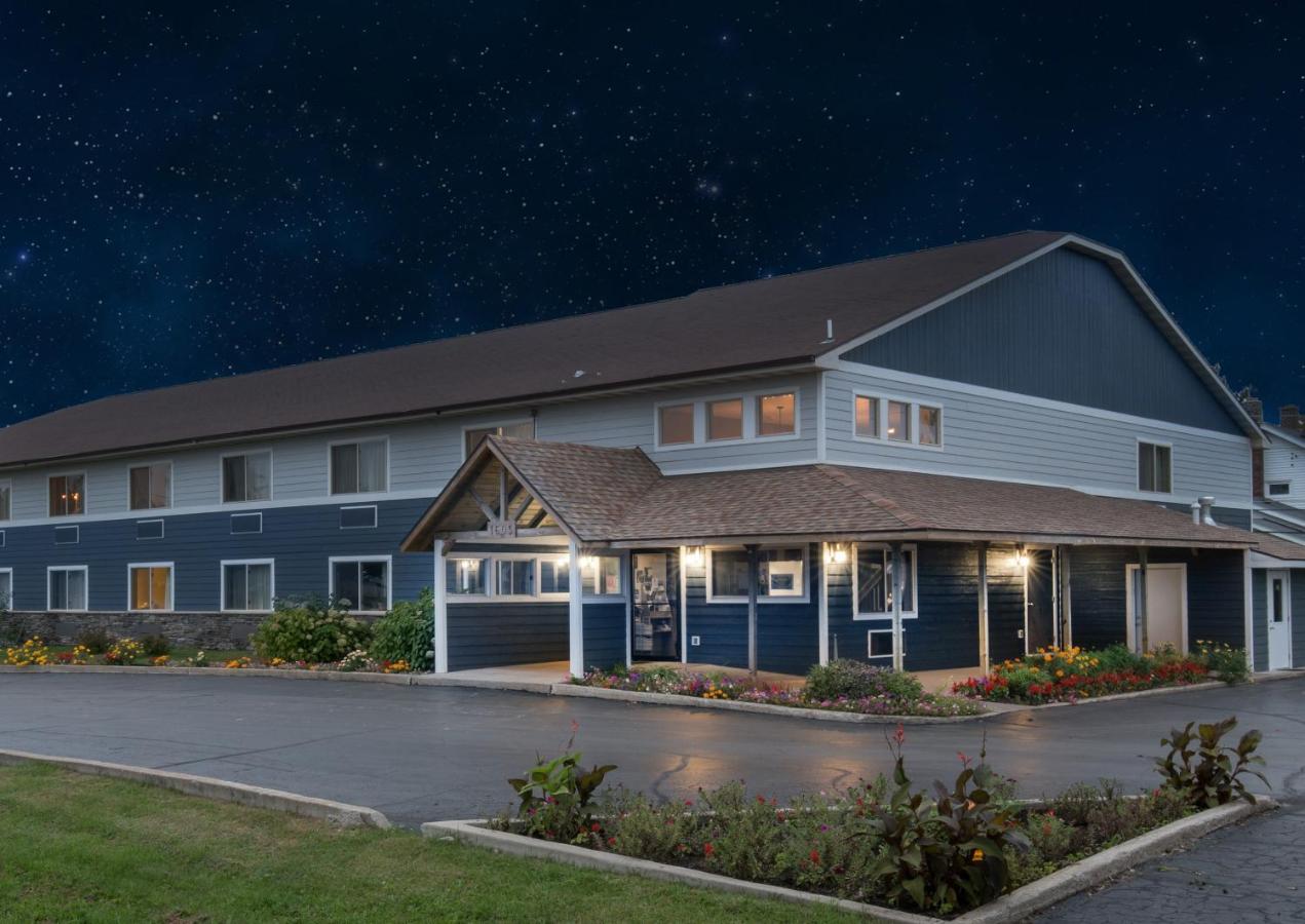 | Northwoods Inn and Suites