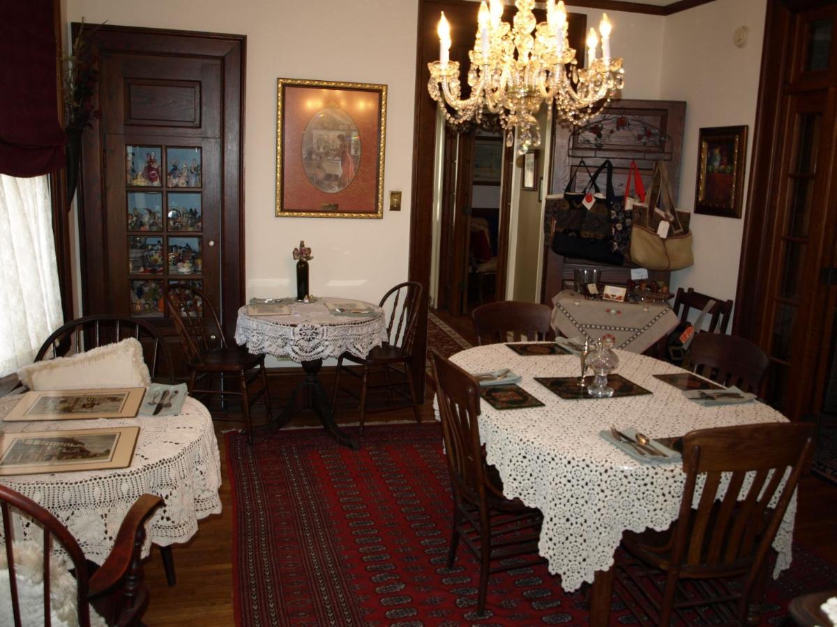 | Manheim Manor Bed & Breakfast