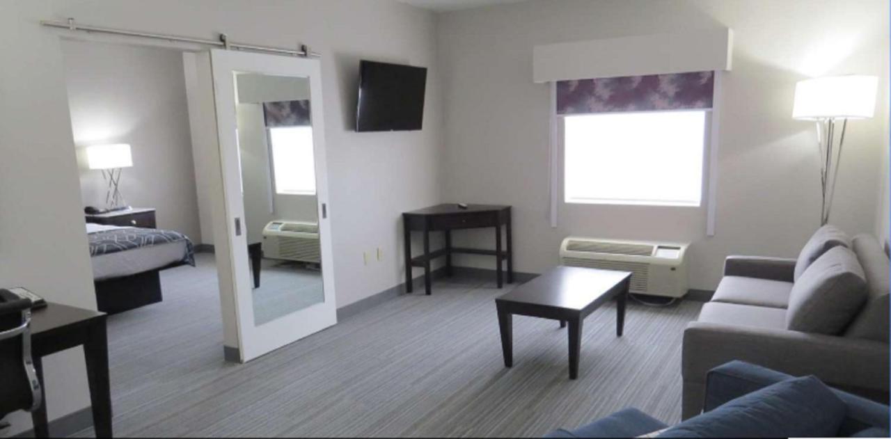 | Best Western Plus Wilkes Barre-Scranton Airport Hotel