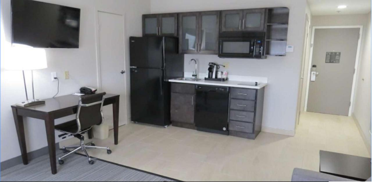 | Best Western Plus Wilkes Barre-Scranton Airport Hotel
