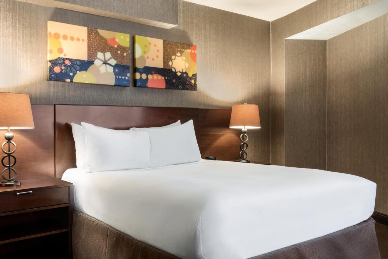 King/Queen Room - Non-Smoking at Wyndham Springfield City Centre