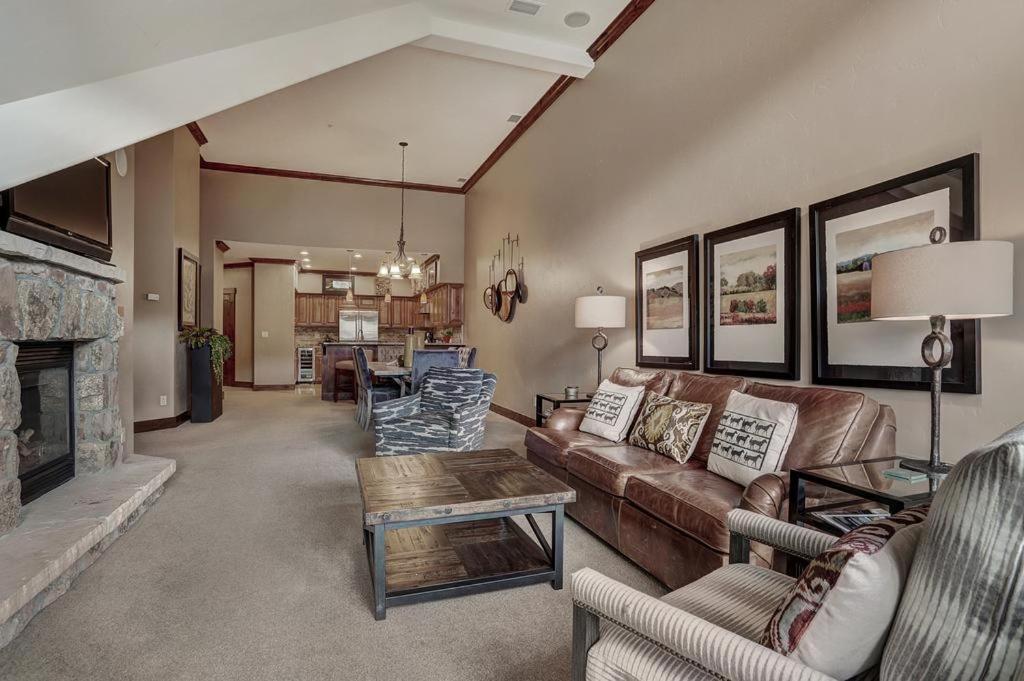 | Breckenridge Luxury Ski-In, Ski-Out Condos