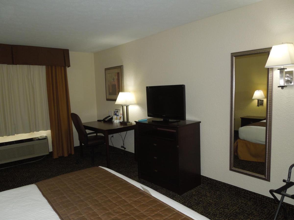 King Room - Non-Smoking at Best Western Inn