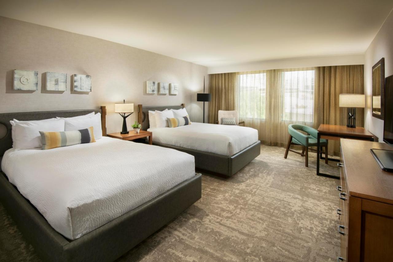 Double Room with Two Double Beds at Tempe Mission Palms, a Destination by Hyatt Hotel