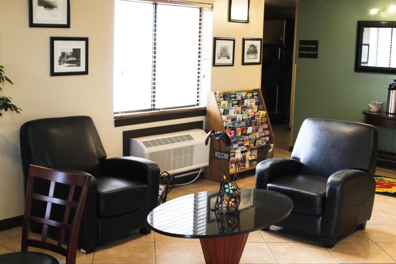 | Super 8 by Wyndham Carson City