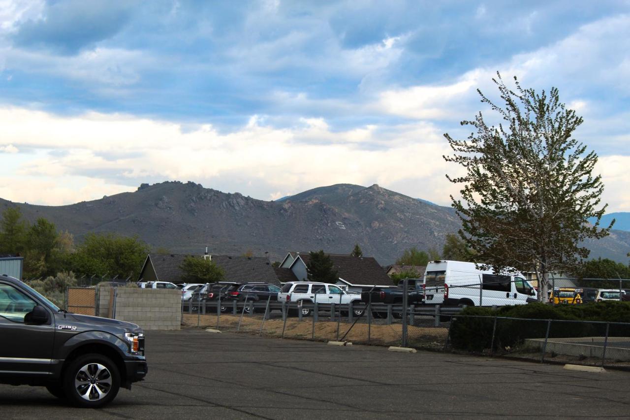 | Super 8 by Wyndham Carson City
