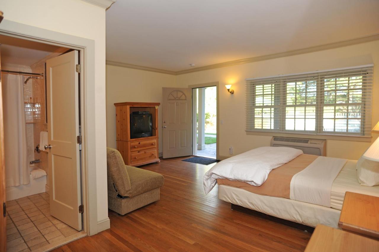 | Southampton Long Island Hotel