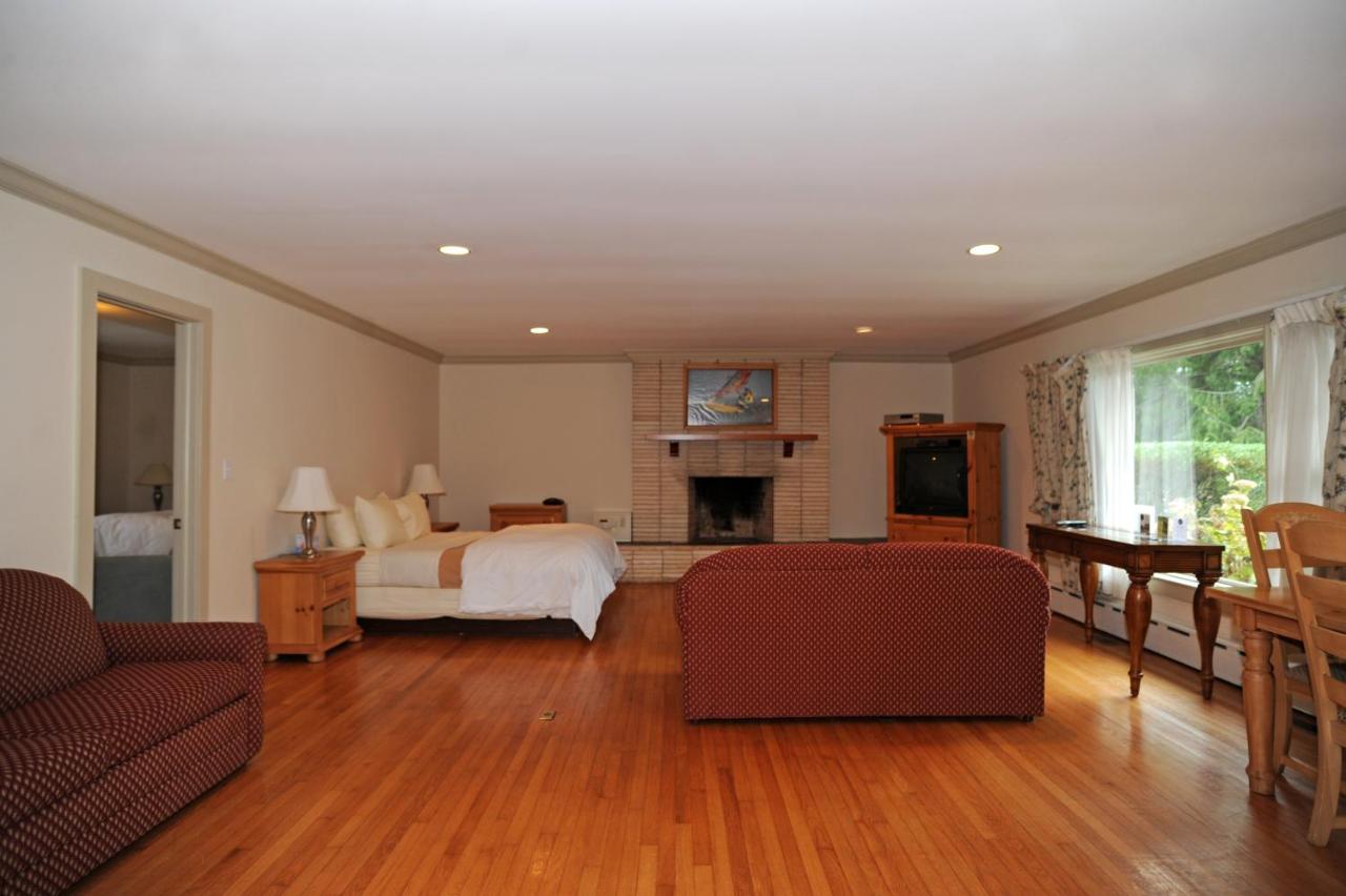 | Southampton Long Island Hotel