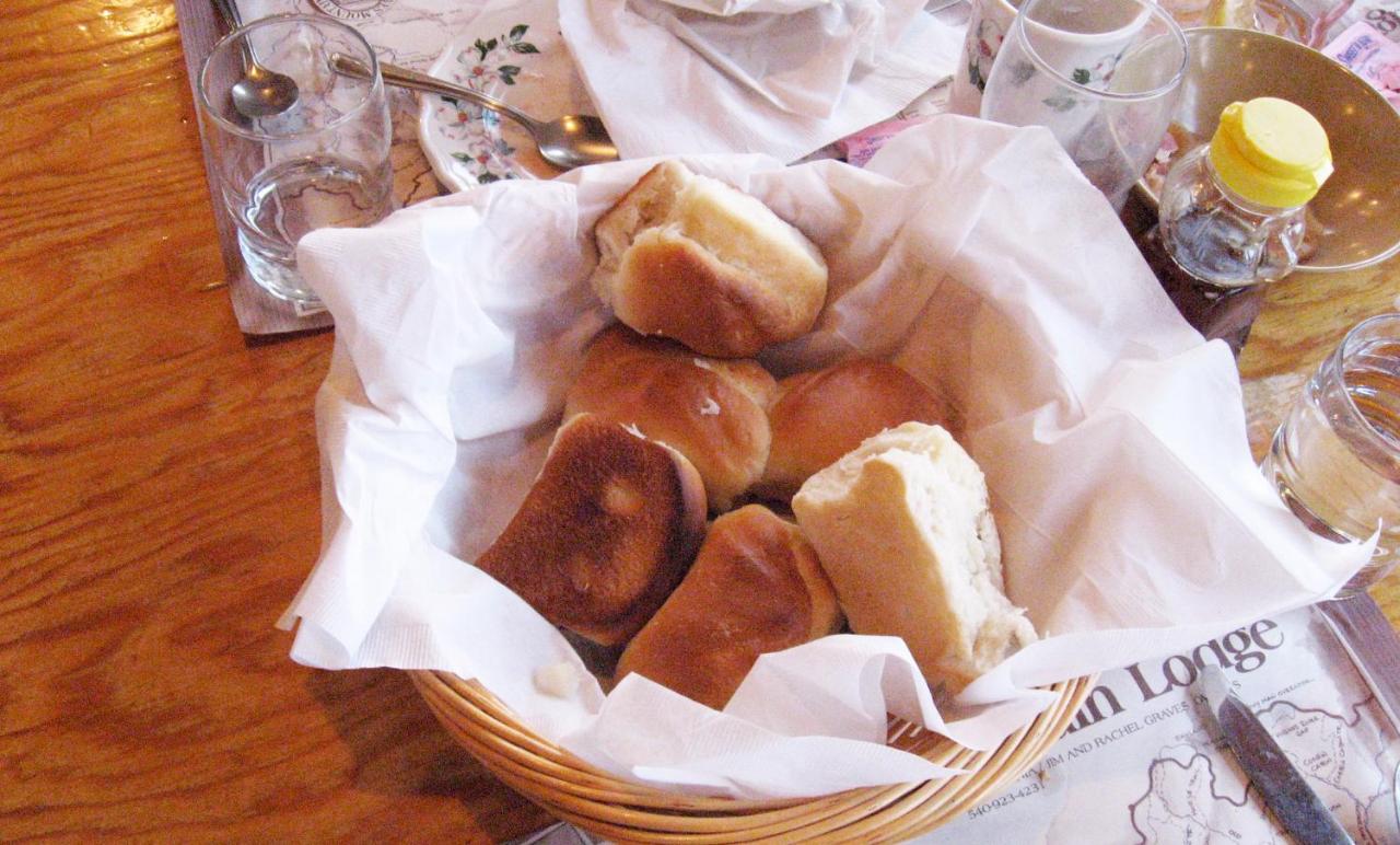 | Graves Mountain Farm & Lodges