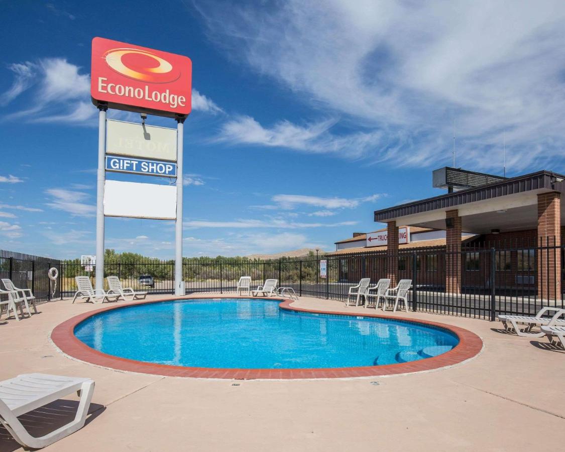 | Econo Lodge Salina Scenic Route 89 & I-70