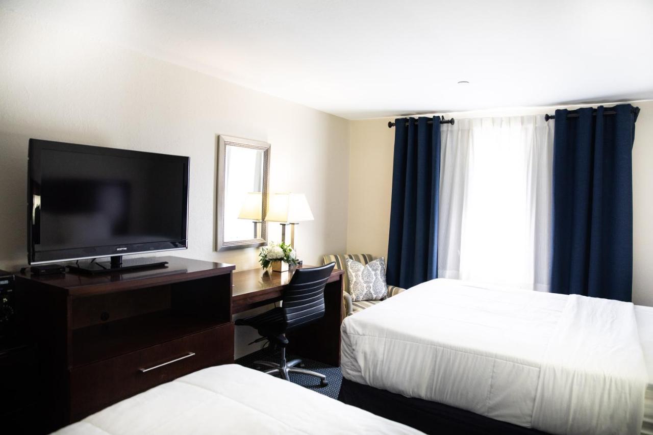 | Hatfield Inn