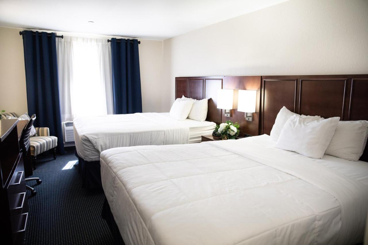 | Hatfield Inn