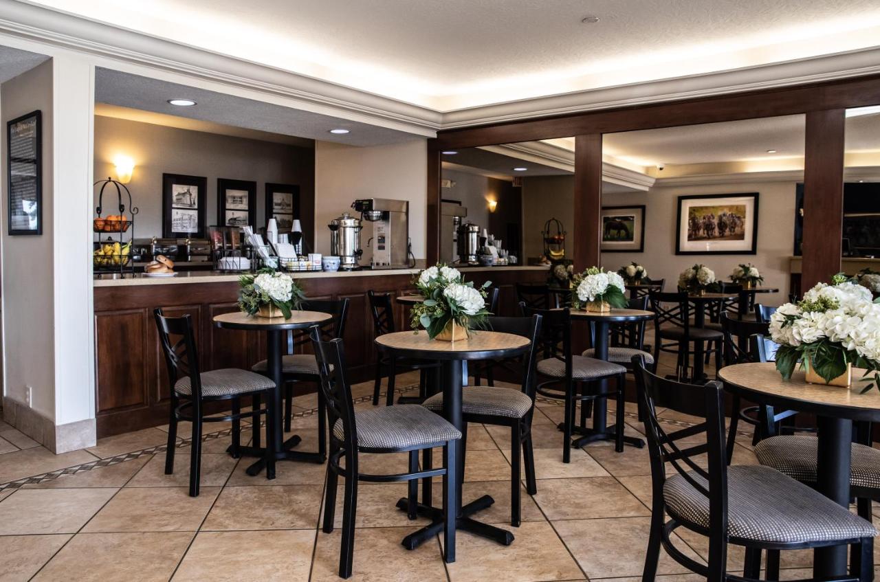 | Hatfield Inn