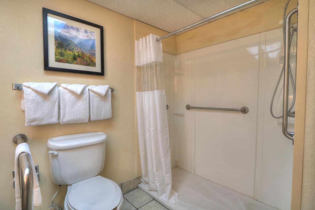  | Edgewater Hotel and Conference Center