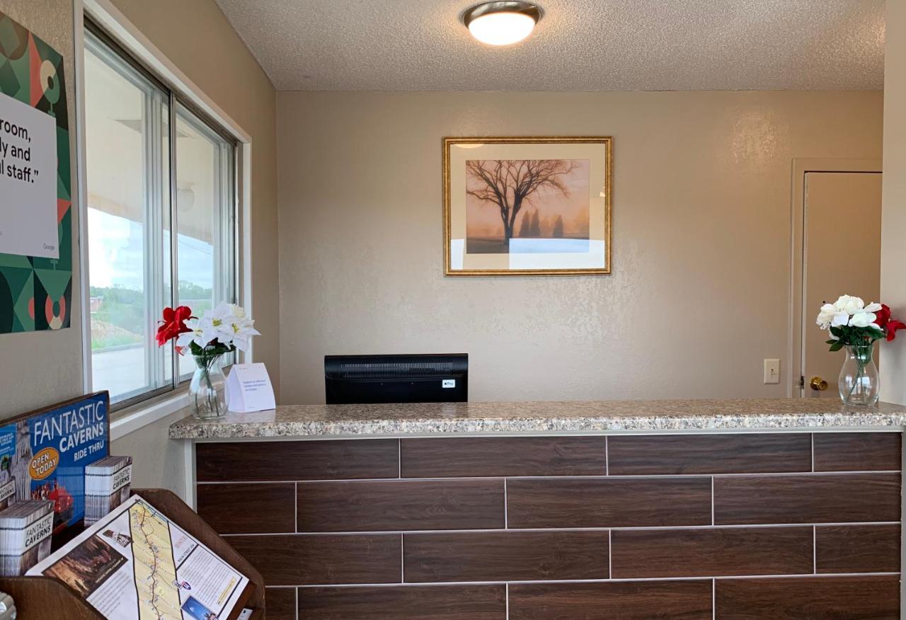 | Regency Inn