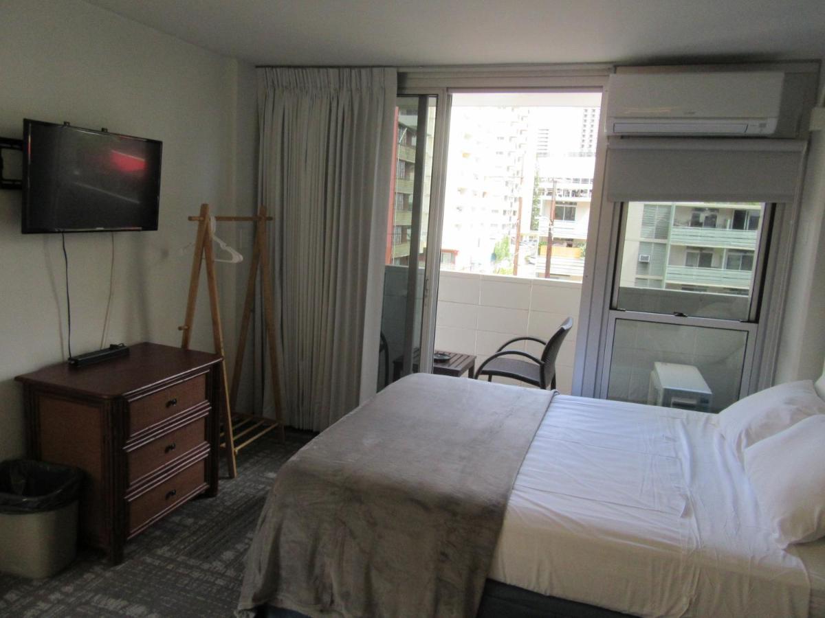 | Waikiki Central Hotel - No Resort Fees