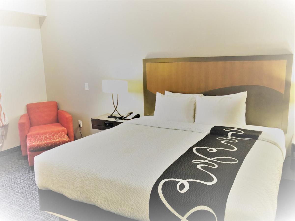 | Hotel Glenpool