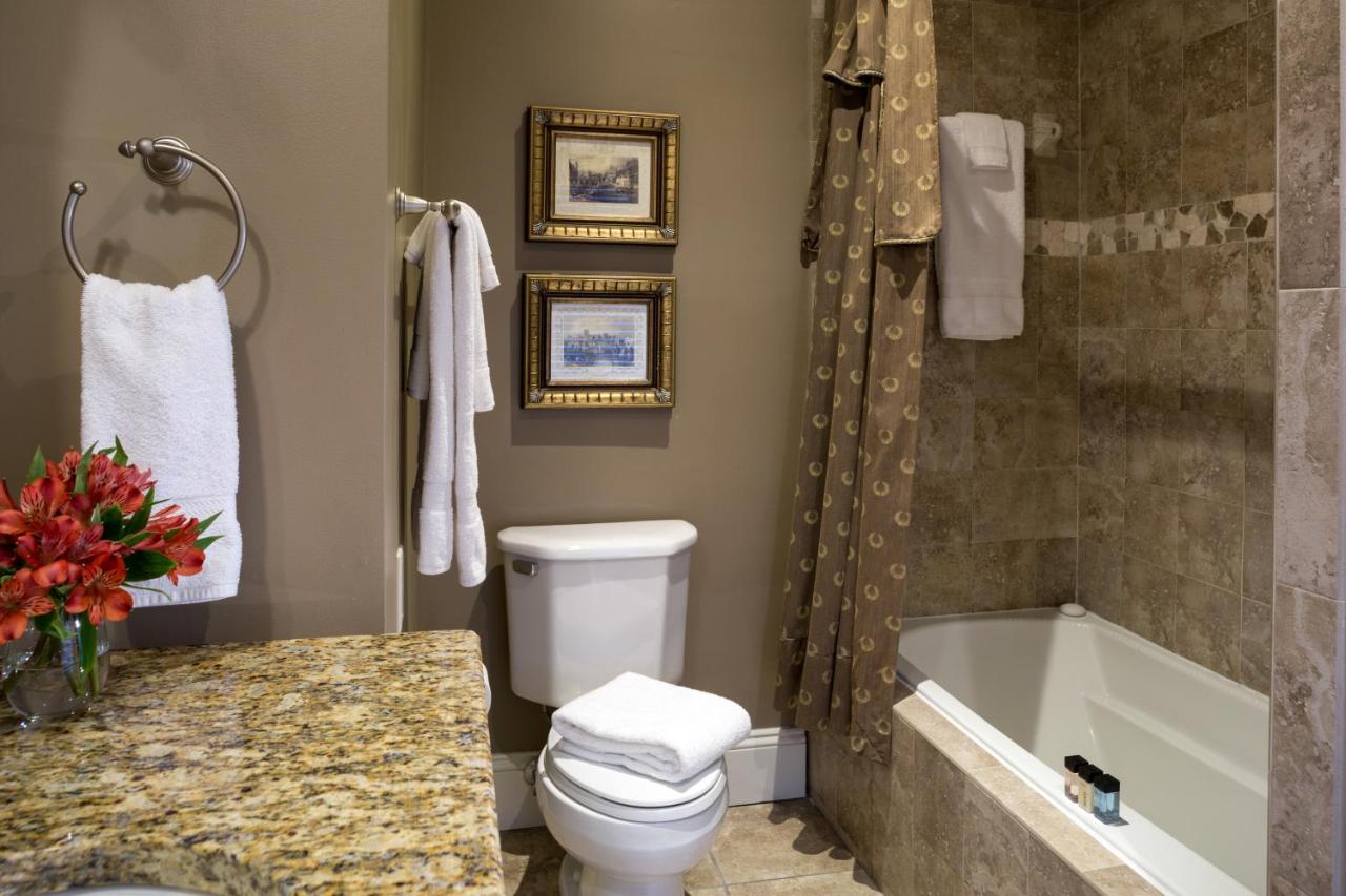 | The Inn on West Liberty
