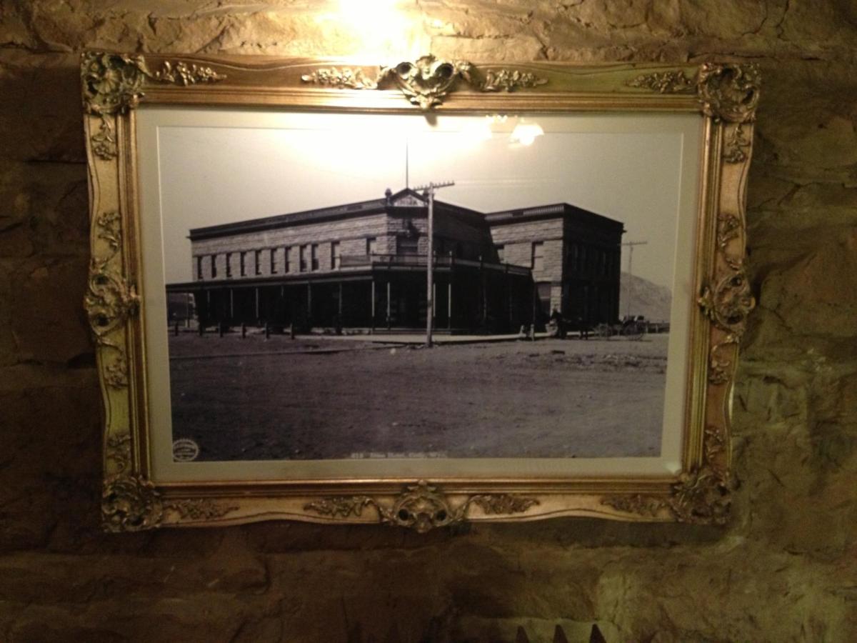 | Irma Hotel
