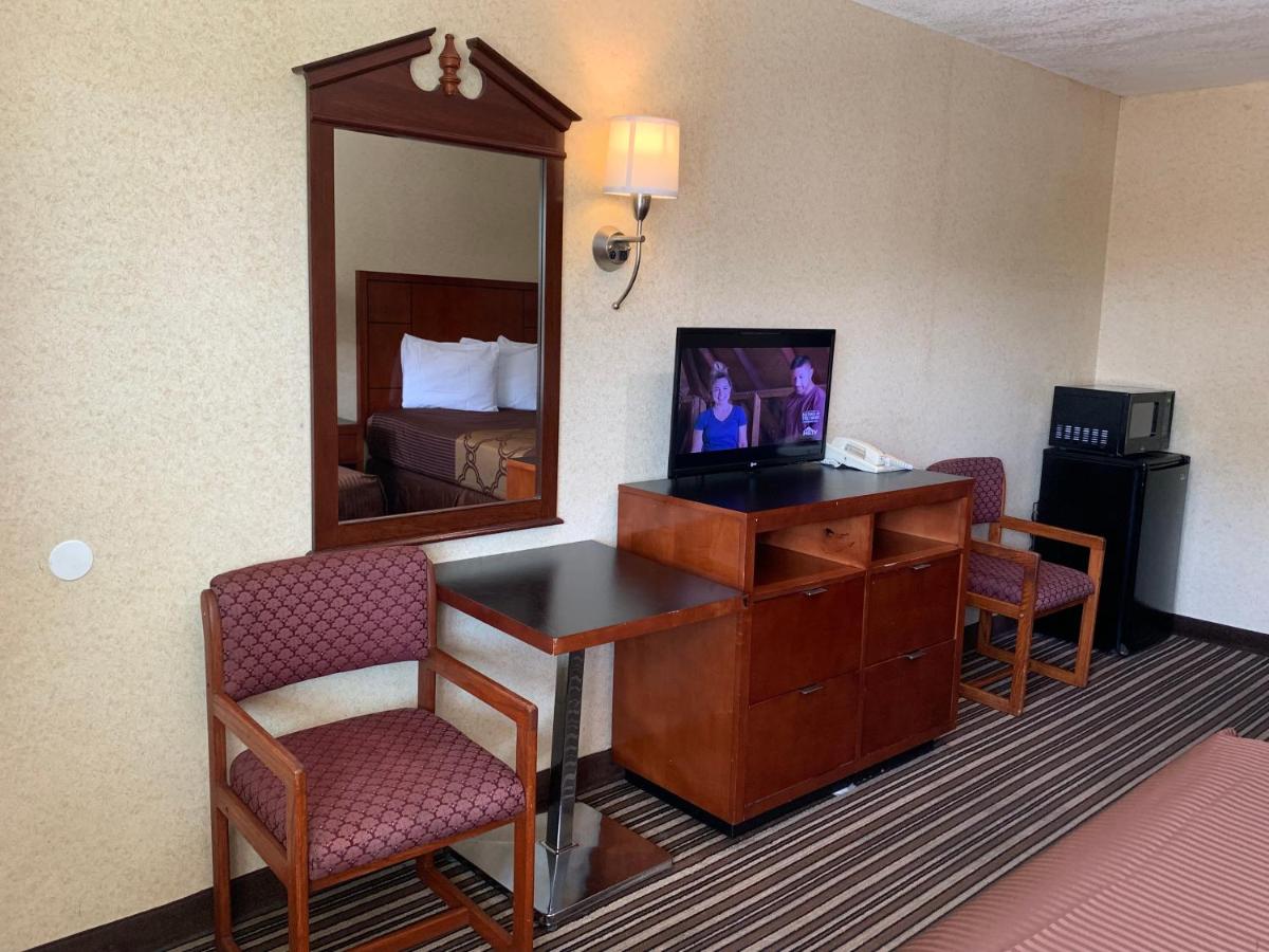 | Buena Park Inn