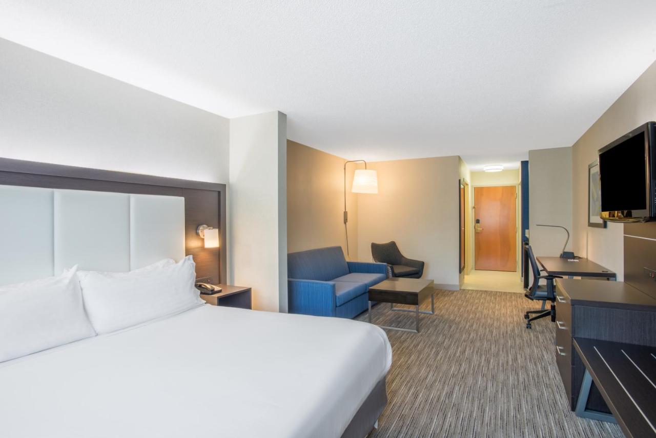  | Holiday Inn Express Hotel & Suites Boston - Marlboro, an IHG Hotel