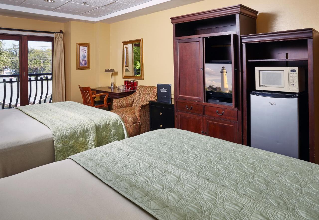 | Ocean Inn & Suites