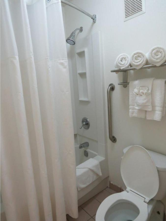 King Room - Disability Access - Non-Smoking at Super 8 by Wyndham Kingston