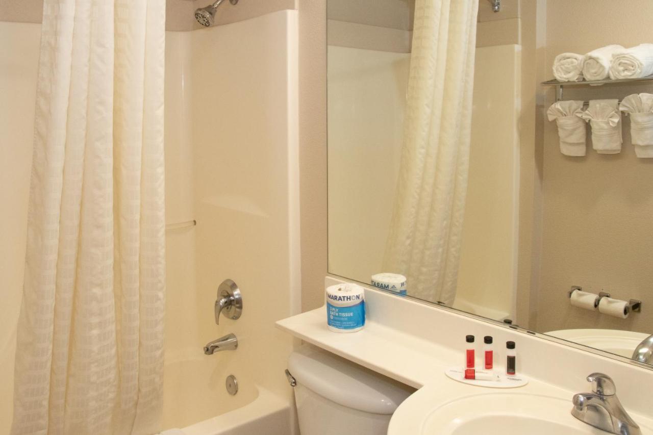 | Microtel Inn & Suites Lodi