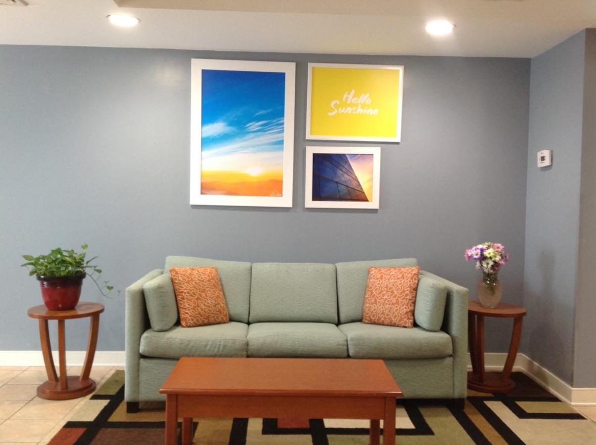 | Days Inn by Wyndham, Glen Allen - Richmond North