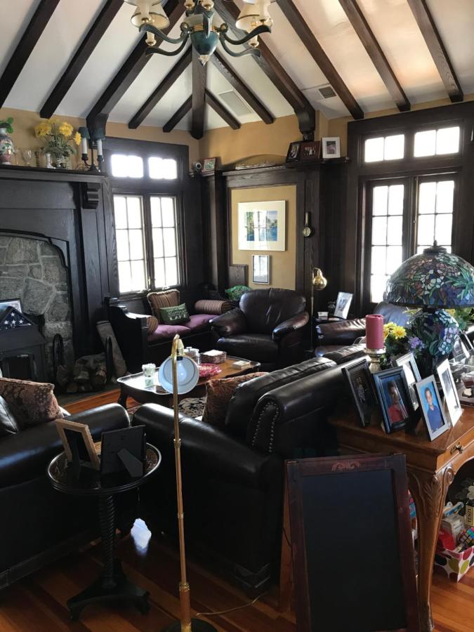 | Lake George Boathouse Waterfront Lodging