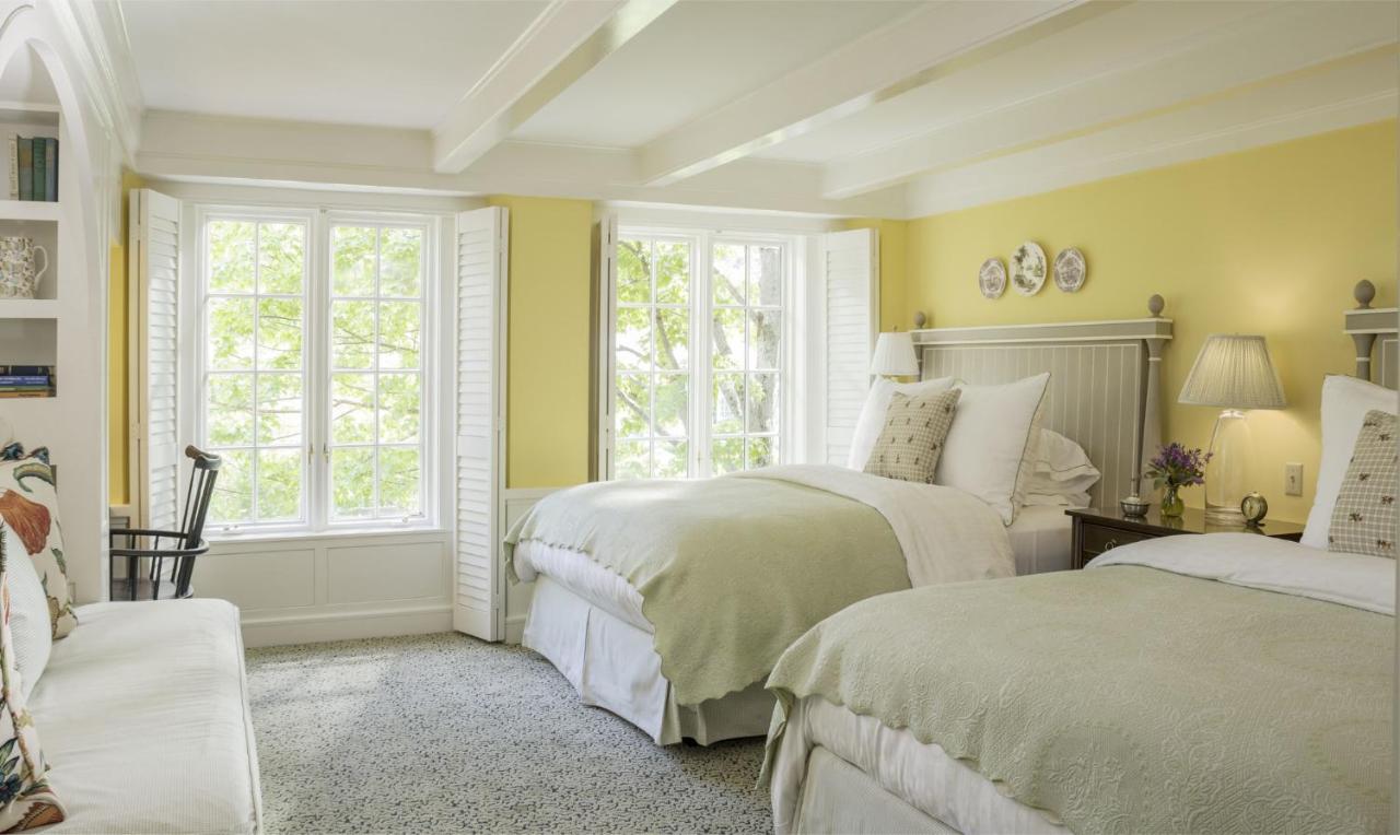 Deluxe Queen Room at Woodstock Inn & Resort