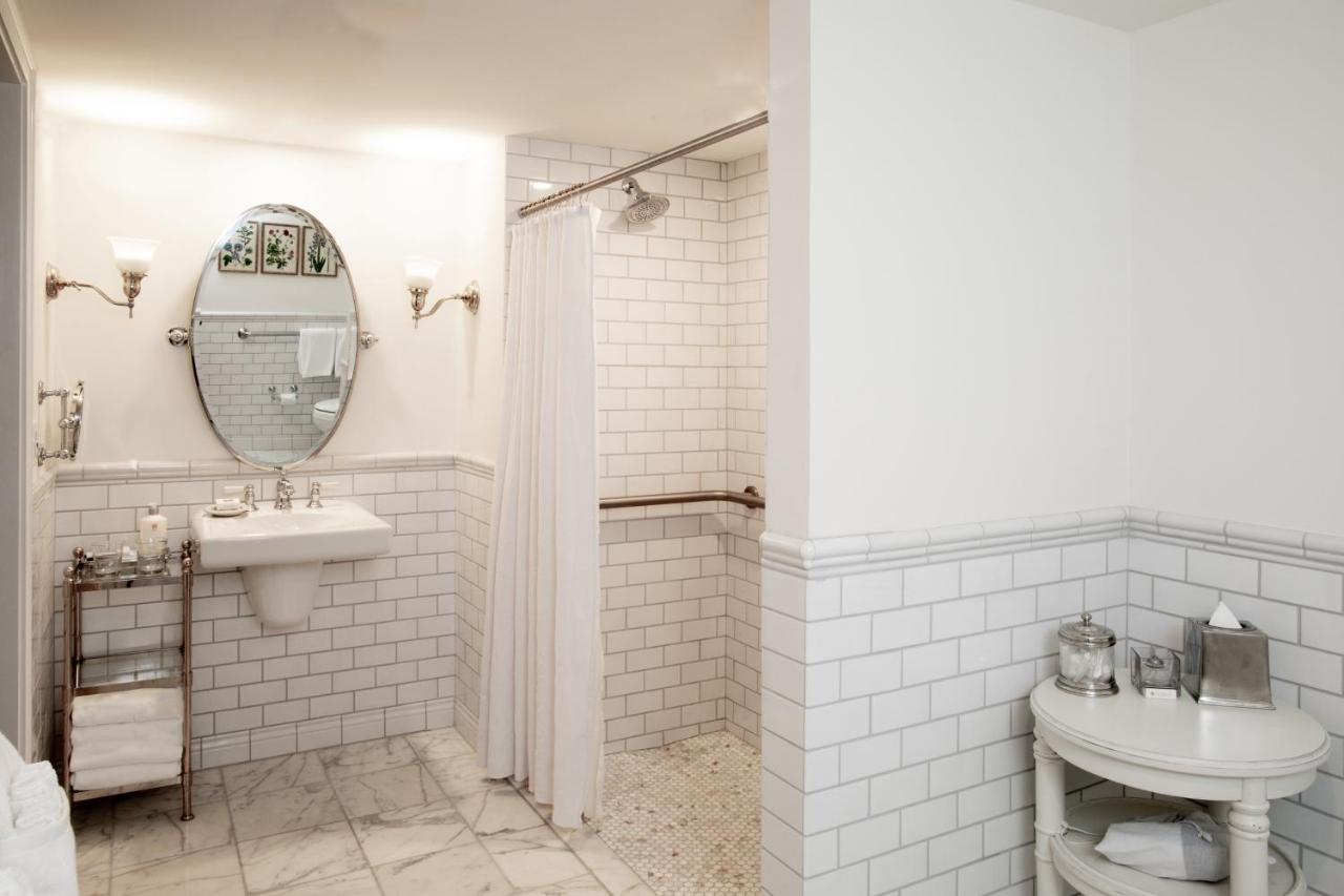 Single Room - Disability Access at Woodstock Inn & Resort
