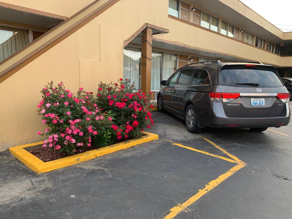 | Budget Inn Express