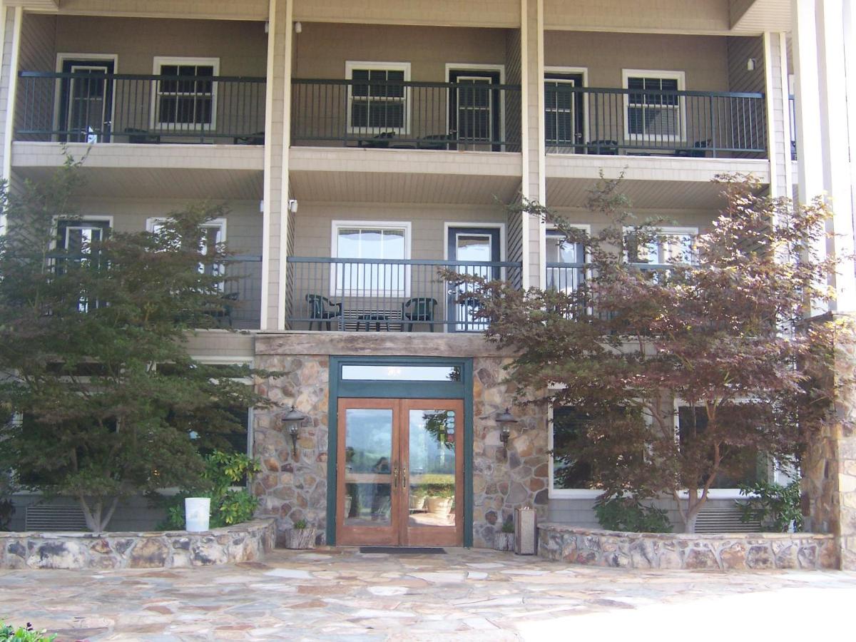 | Lake Chatuge Lodge