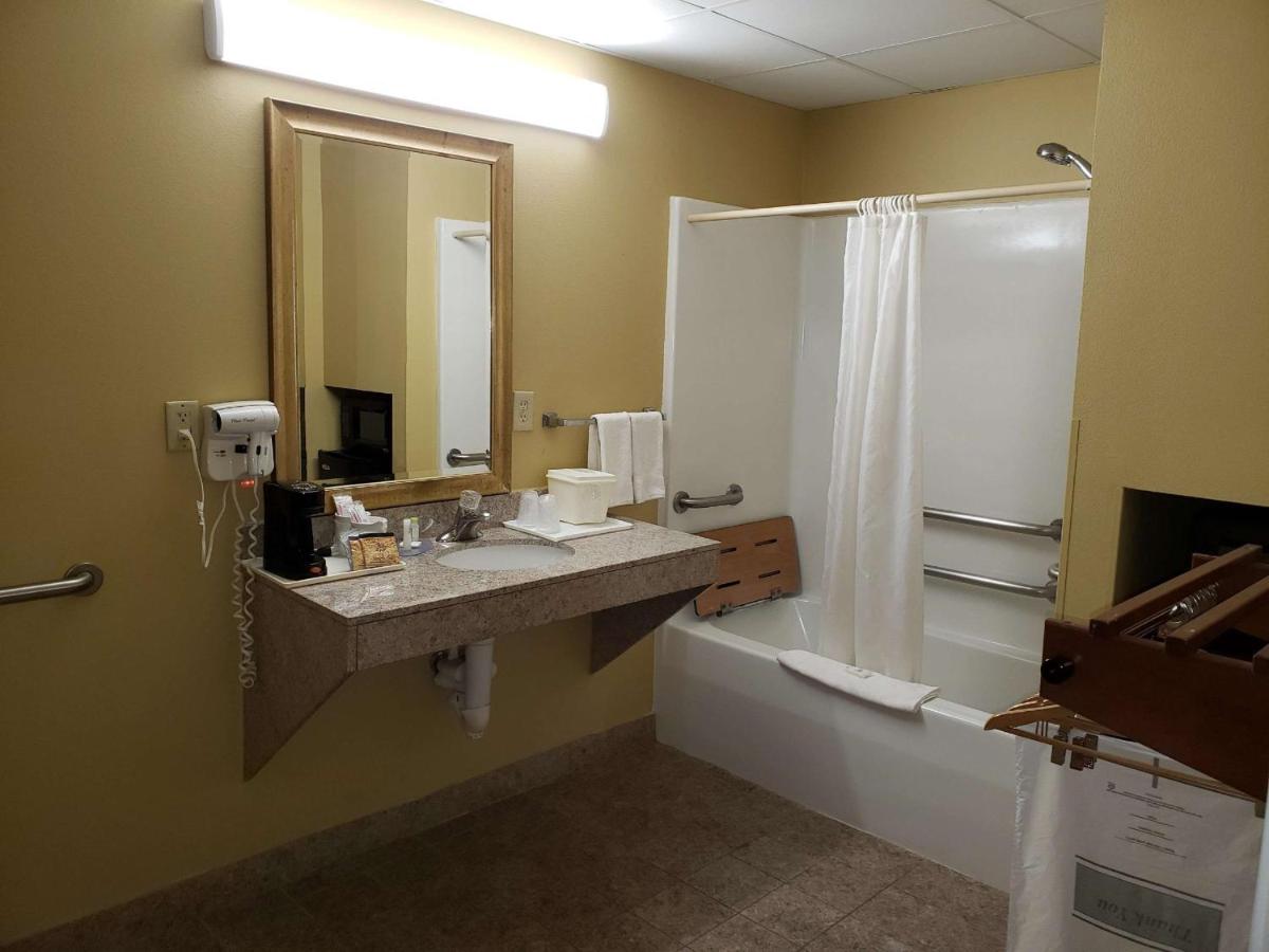 King Room with Walk-In Shower - Mobility Access at SureStay Plus Hotel by Best Western Warner Robins AFB