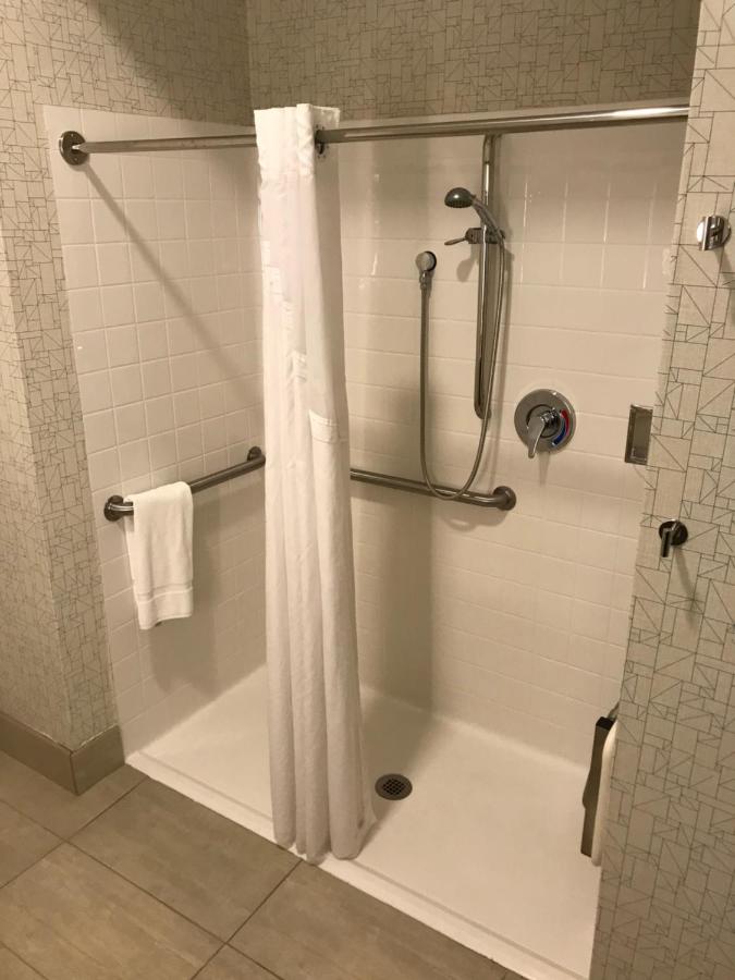 King Room - Hearing Accessible and Roll In Shower - Non-Smoking at Holiday Inn Express & Suites Pittsburgh - Monroeville by IHG